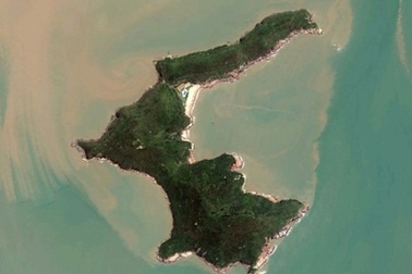 Đại gia "biến" đảo riêng thành... khu săn bắn