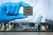 Ông lớn công nghệ, hãng xe méo mặt vì thiếu chip