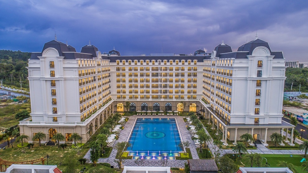 VinHolidays tại Grand World Phú Quốc thu hút nhà đầu tư - 3 VinHolidays tại Grand World Phú Quốc thu hút nhà đầu tư - 3