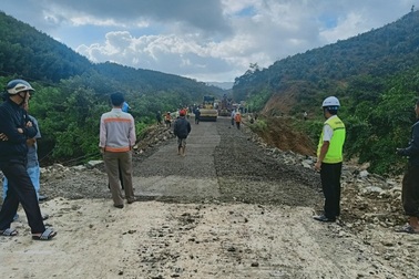 Chính thức thông tuyến QL 26 sau 3 ngày "tê liệt" vì sạt lở