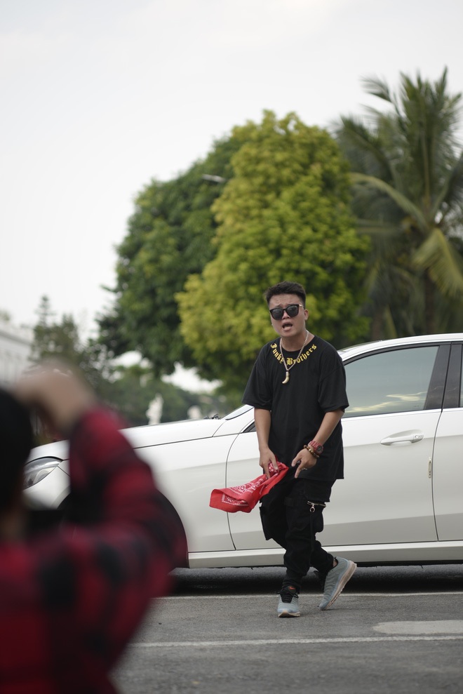 Rapper Khánh Juno trở lại showbiz với sản phẩm âm nhạc gây chú ý - 3 Rapper Khánh Juno trở lại showbiz với sản phẩm âm nhạc gây chú ý - 3