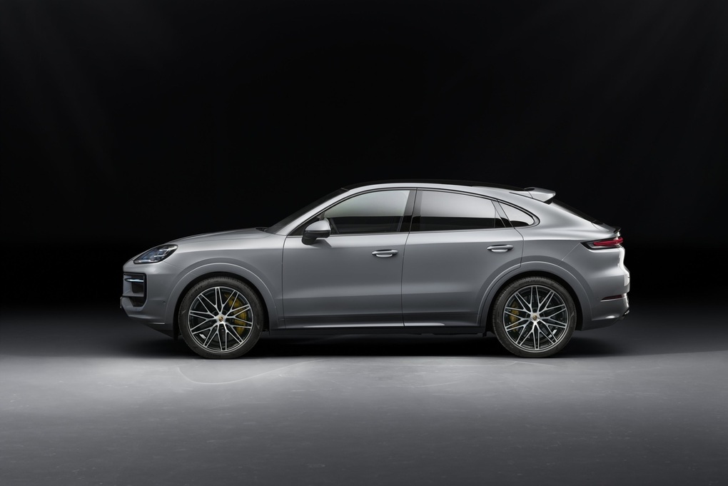 Porsche Cayenne 2024 lại có bản S với động cơ V8, thay đổi toàn diện - 11 Porsche Cayenne 2024 lại có bản S với động cơ V8, thay đổi toàn diện - 11
