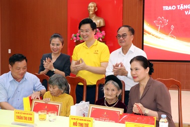 Khởi động chương trình xây nhà tặng Mẹ Việt Nam anh hùng và thương binh 1/4