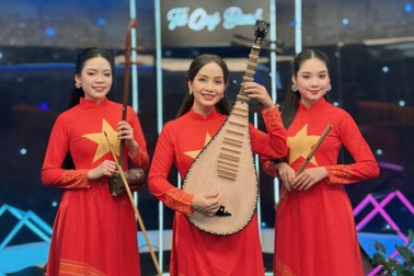 Ký ức dân tộc trong tiếng tỳ bà của Vũ Diệu Thảo