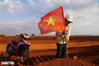 BQL dự án Long Thành: Khó tìm người Việt vào vị trí lương 400 triệu