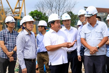 Bí thư Hà Nội trực tiếp kiểm tra, chốt tiến độ nhiều dự án trọng điểm