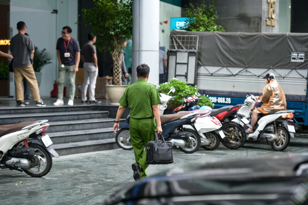 Vor dem Fall von Shark Nguyen Hoa Binh wurden eine Reihe von Betrugsprojekten für virtuelle Währungen zerstört - 1 Trước vụ Shark Nguyễn Hòa Bình, loạt dự án lừa đảo tiền ảo đã bị triệt phá - 1