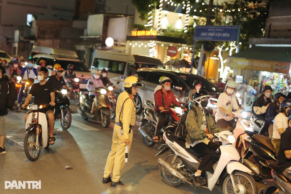 Chuyên gia quy hoạch đô thị hiến kế xóa kẹt xe ở Hàng Xanh - 1 Chuyên gia quy hoạch đô thị hiến kế xóa kẹt xe ở Hàng Xanh - 1