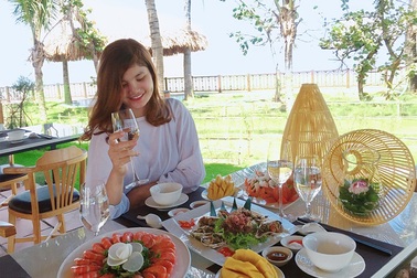 Khám phá nhà hàng hải sản mới toanh tại FLC Sầm Sơn