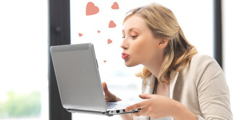 Có gia đình rồi vẫn thả thính trên mạng xã hội và hậu quả đau đớn mà người nhận thính phải chịu - 2 Có gia đình rồi vẫn thả thính trên mạng xã hội và hậu quả đau đớn mà người nhận thính phải chịu - 2