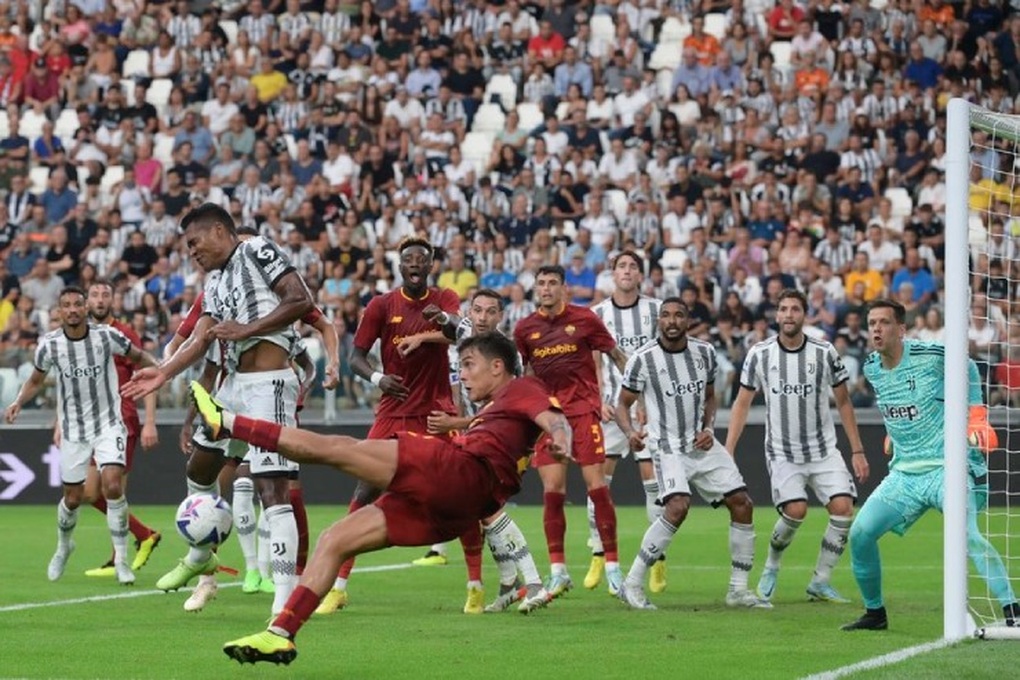 AS Roma của Mourinho quật cường giành điểm trước Juventus - 4 AS Roma của Mourinho quật cường giành điểm trước Juventus - 4