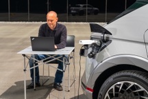 Chủ xe "phát cuồng" với tính năng này trên ô tô điện, tiếc là VinFast chưa có