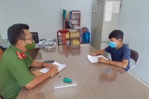 Thanh niên trong vụ "bánh mì không phải thực phẩm" bị phạt 2 triệu đồng