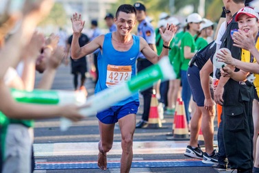 Giải marathon quốc tế Đà Nẵng năm 2020