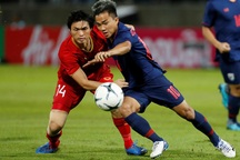 Đội tuyển Thái Lan lo mất hết trụ cột khi AFF Cup bị hoãn