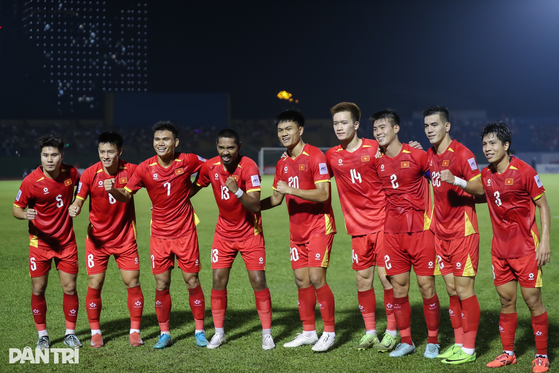 Chiến thắng vất vả của tuyển Việt Nam trước Nepal ở vòng loại Asian Cup - 9 Chiến thắng vất vả của tuyển Việt Nam trước Nepal ở vòng loại Asian Cup - 9