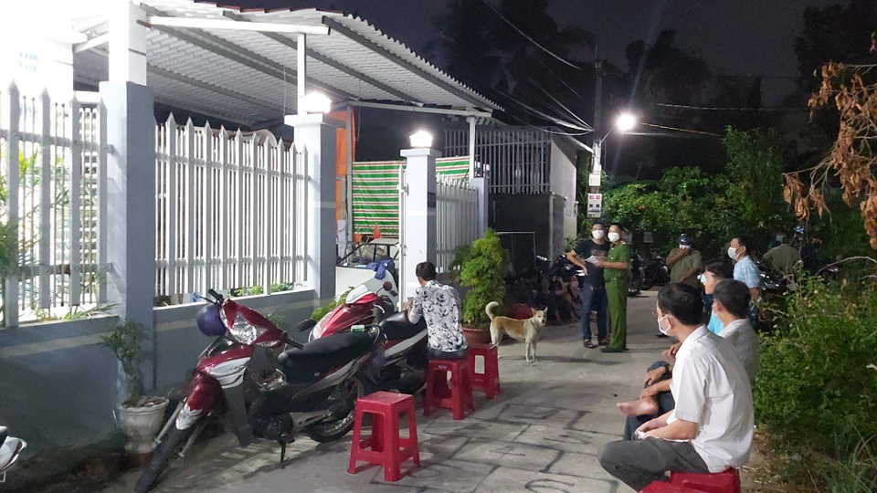 Đến tìm cha, con trai tá hỏa phát hiện cha tử vong từ lâu - 1 Đến tìm cha, con trai tá hỏa phát hiện cha tử vong từ lâu - 1