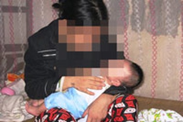 Khởi tố cụ ông 70 tuổi làm bé gái lớp 9 sinh con