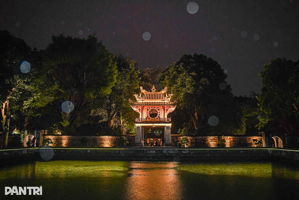 Hà Nội yêu cầu dừng chương trình giải trí, du lịch để tránh bão số 3 - 2 Hà Nội yêu cầu dừng chương trình giải trí, du lịch để tránh bão số 3 - 2