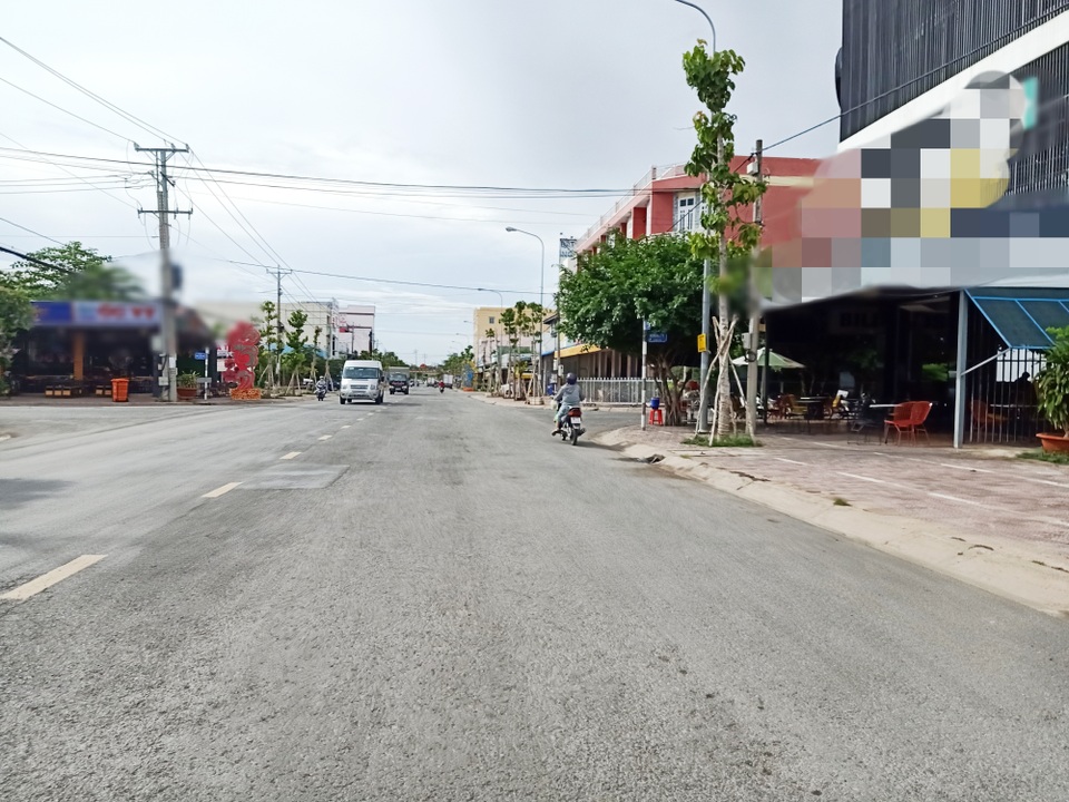 Chủ tịch tỉnh Bạc Liêu chỉ đạo giải quyết vụ dân mòn mỏi chờ bồi thường đất - 2 Chủ tịch tỉnh Bạc Liêu chỉ đạo giải quyết vụ dân mòn mỏi chờ bồi thường đất - 2