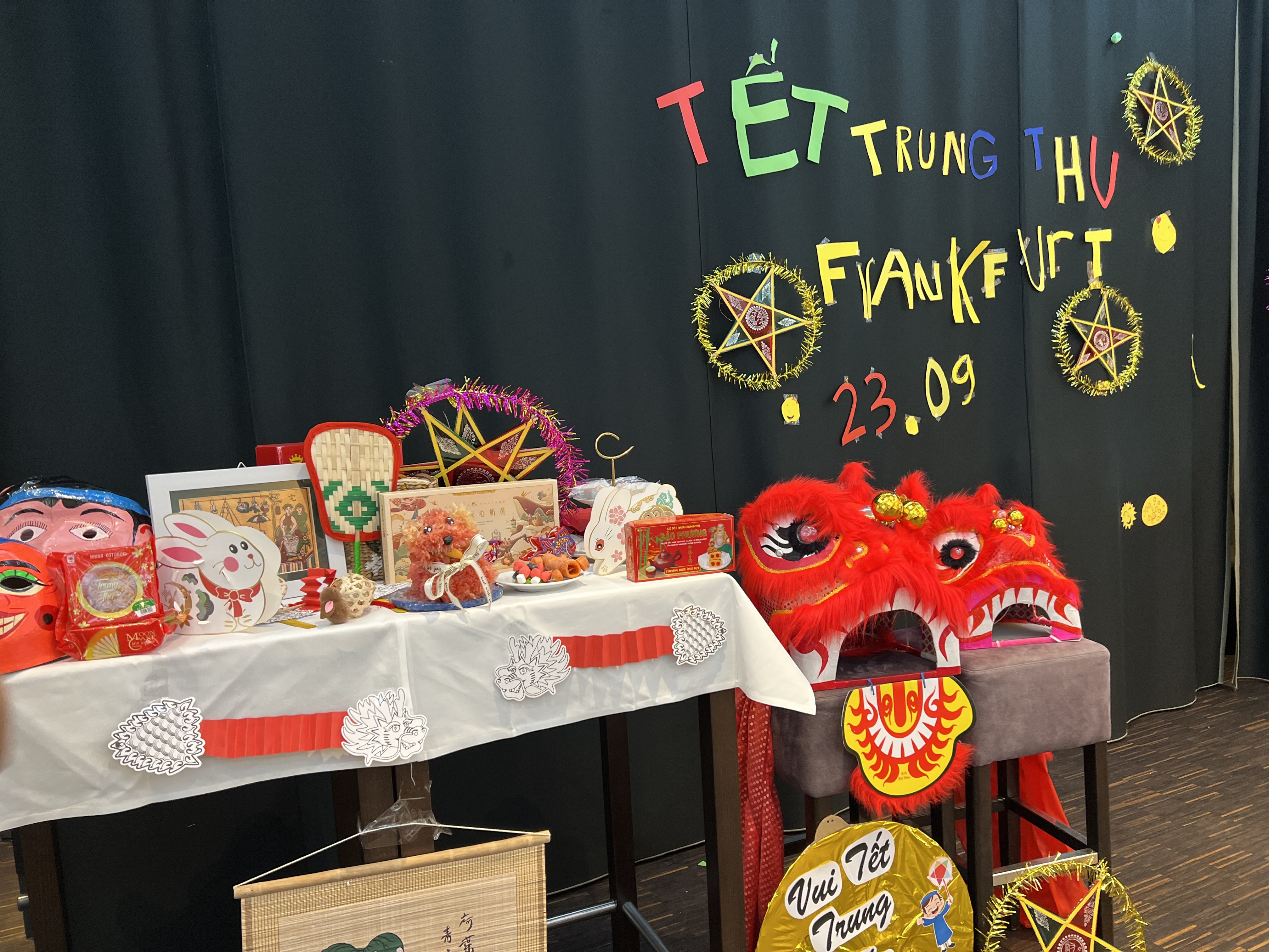 Gallery - Trẻ em Việt tại Đức vui Tết Trung Thu | Báo Dân trí