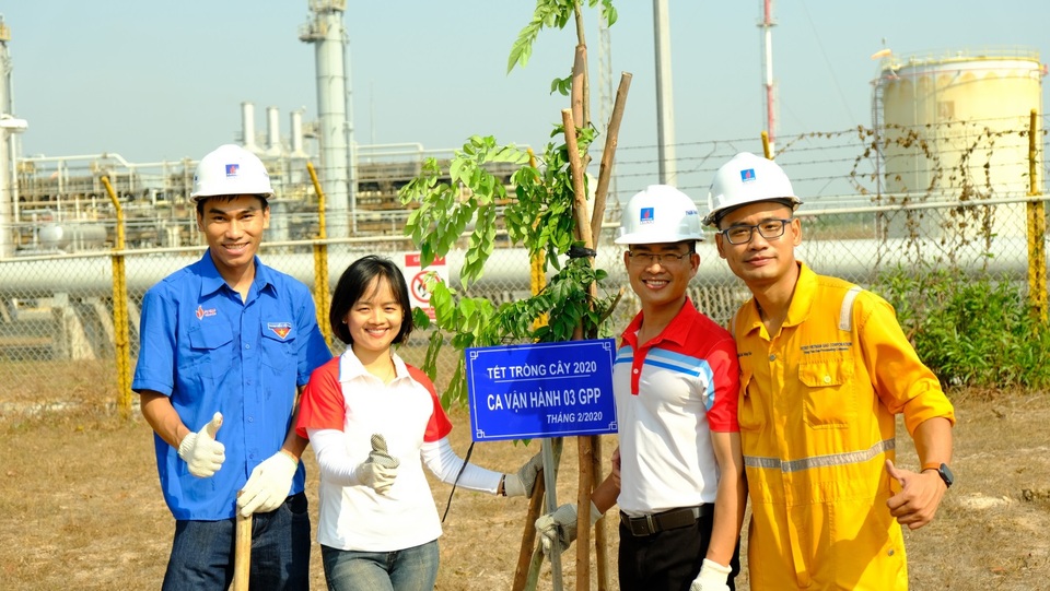 PV GAS phát động phong trào thi đua xanh - sạch - đẹp - 1 PV GAS phát động phong trào thi đua xanh - sạch - đẹp - 1
