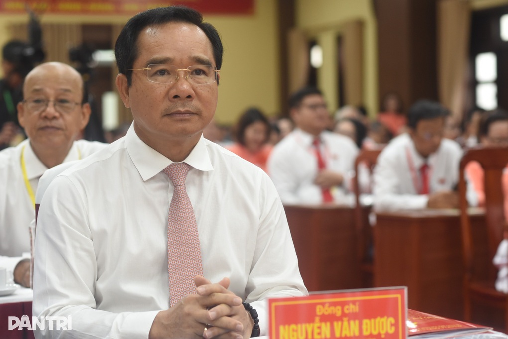UBND TPHCM tổ chức Đại hội đại biểu Đảng bộ lần thứ I - 1 UBND TPHCM tổ chức Đại hội đại biểu Đảng bộ lần thứ I - 1