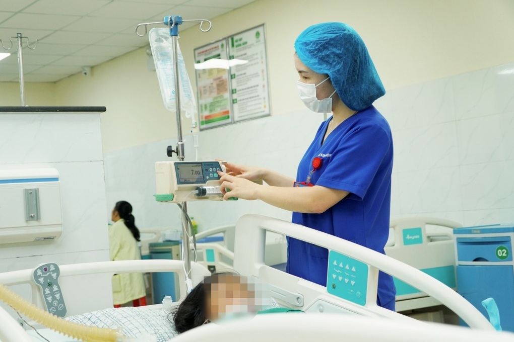 폭우로 물고기 연못 넘칠까 봐 점검하던 중, 한밤중에 여성 익사 - 1 Kiểm tra ao cá sợ tràn do mưa lớn, người phụ nữ bị đuối nước giữa đêm - 1