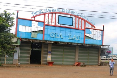 Một cán bộ đăng kiểm bị dọa giết với “giá” 50 triệu đồng?