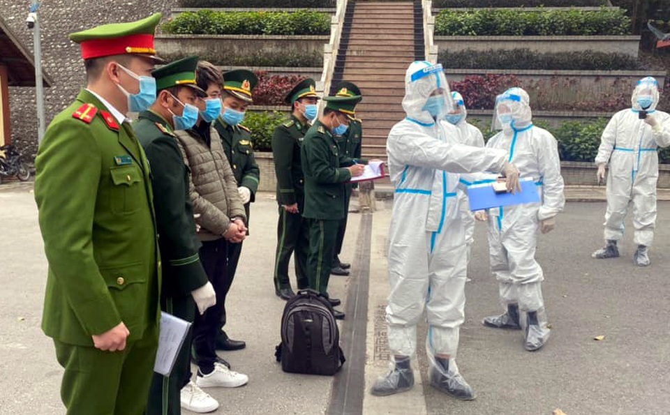 Tổ chức đánh bạc 350 tỷ đồng, gã trai Trung Quốc sang Việt Nam trốn nã - 1 Tổ chức đánh bạc 350 tỷ đồng, gã trai Trung Quốc sang Việt Nam trốn nã - 1