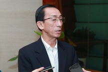 Giá xăng kỷ lục, hàng hóa "té nước theo giá xăng", đại biểu lo lắng