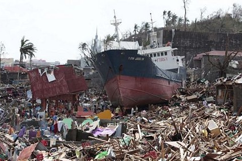 Tìm kiếm thông tin về người Việt Nam thiệt mạng do bão tại Philippines