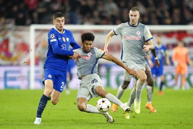 Chelsea giành vé đi tiếp nhờ bàn thắng tuyệt đẹp