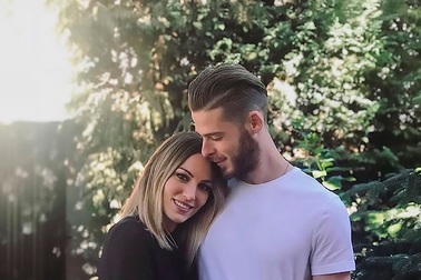 De Gea và bạn gái hạnh phúc chào đón con đầu lòng