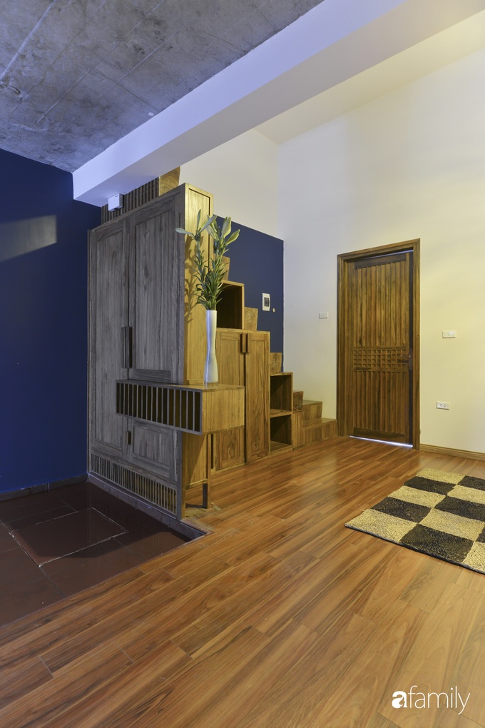 Vẻ đẹp của gỗ kết hợp nội thất đơn giản trong ngôi nhà 45,6m² ở ngõ nhỏ Hà Nội sau khi cải tạo - Ảnh 8. Vẻ đẹp của gỗ kết hợp nội thất đơn giản trong ngôi nhà 45,6m² ở ngõ nhỏ Hà Nội sau khi cải tạo - Ảnh 8.