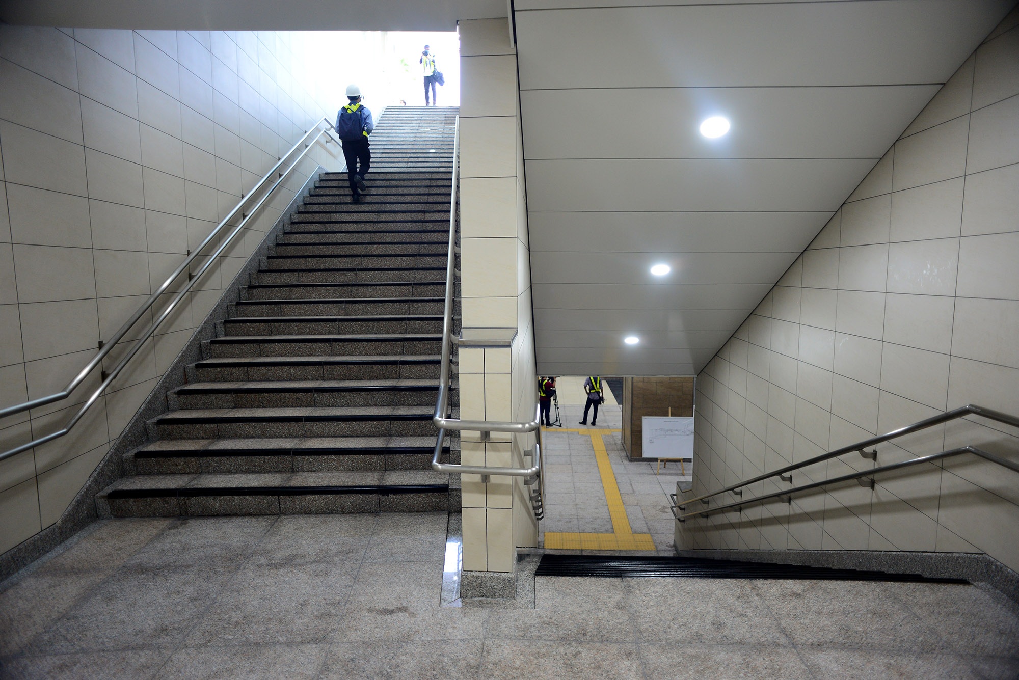 Ngắm toàn cảnh tuyến metro đầu tiên của TPHCM - 4 Ngắm toàn cảnh tuyến metro đầu tiên của TPHCM - 4