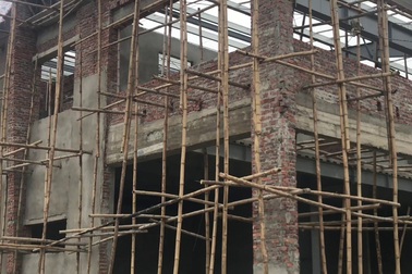 Đình chỉ dự án bến xe làm 10 người nhập viện.