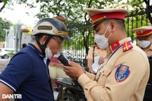 Có được dùng máy đo nồng độ cồn tự mua để đối chứng kết quả?