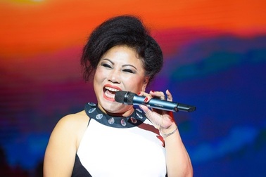 “Họa mi” Siu Black trở lại máu lửa trong đêm nhạc kỷ niệm Y Moan