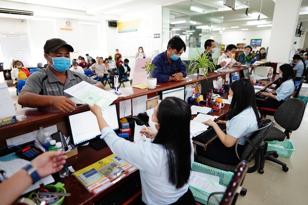 24 năm làm nhà nước, lương chỉ hơn 8 triệu đồng - 1 24 năm làm nhà nước, lương chỉ hơn 8 triệu đồng - 1