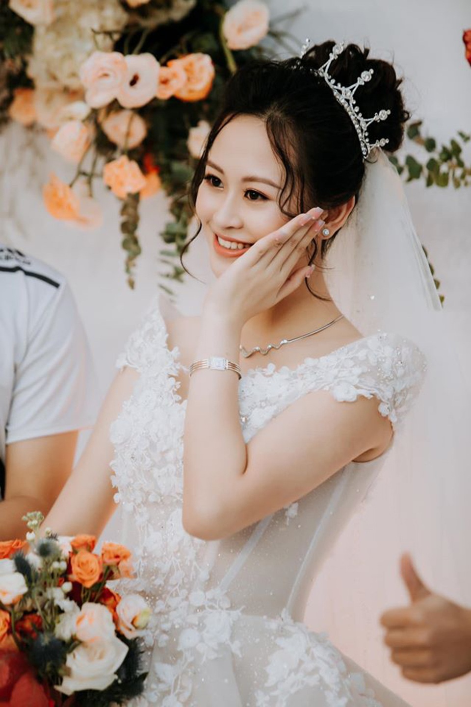 Những hoa khôi “theo chàng về dinh” trong năm 2019 - 4 Những hoa khôi “theo chàng về dinh” trong năm 2019 - 4
