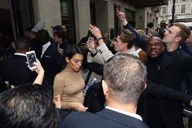 Bạn gái C.Ronaldo bầu bí vẫn tự tin tỏa sáng