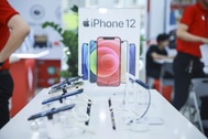 Giá iPhone 12 tiếp tục giảm mạnh