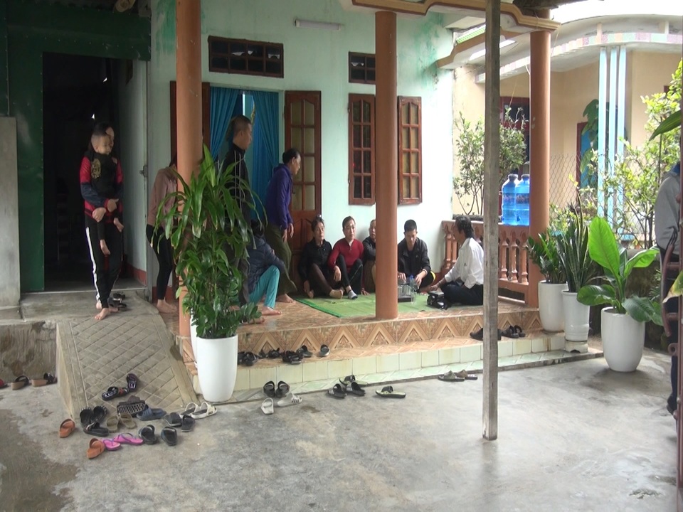 6 người Việt trong vụ cháy tàu Hàn Quốc: Thấp thỏm ngóng tin nơi xứ người - 4 6 người Việt trong vụ cháy tàu Hàn Quốc: Thấp thỏm ngóng tin nơi xứ người - 4