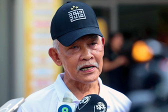 “Bóng đá Malaysia hãy thôi kiện tụng và trả nợ cho cầu thủ”