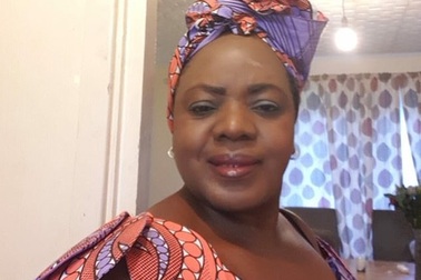 Tử vong vì Covid-19 sau khi bị nhổ nước bọt vào người