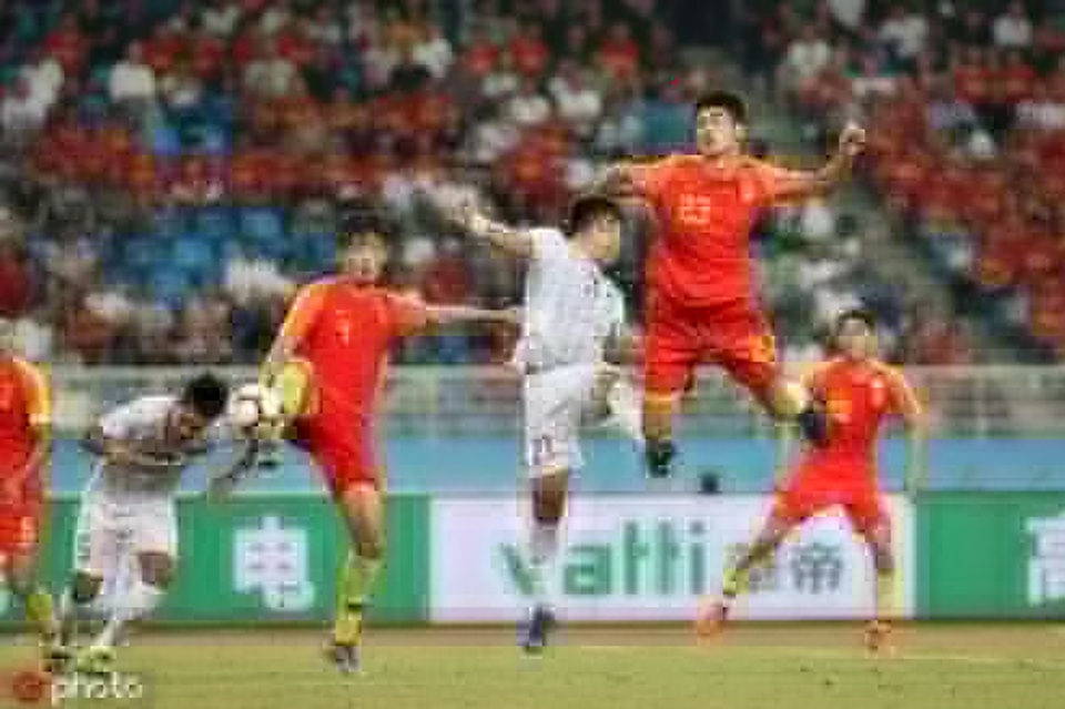 Người hâm mộ tuyển Trung Quốc bi quan trước trận gặp U23 Hàn Quốc - 2 Người hâm mộ tuyển Trung Quốc bi quan trước trận gặp U23 Hàn Quốc - 2