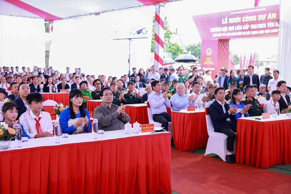 Thủ tướng khởi công 72 trường nội trú liên cấp vùng biên giới - 3 Thủ tướng khởi công 72 trường nội trú liên cấp vùng biên giới - 3