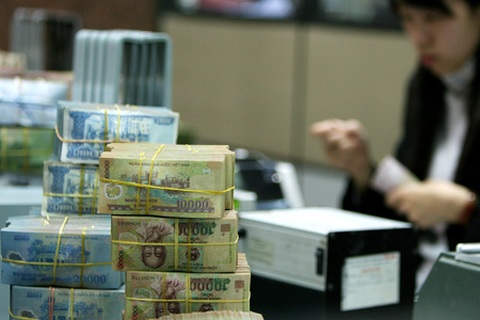 Ngăn chặn tình trạng "lách trần" lãi suất tinh vi