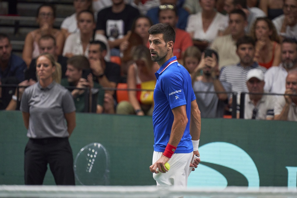 Djokovic tiến gần cột mốc đáng nhớ, Shelton thăng tiến mạnh mẽ - 1 Djokovic tiến gần cột mốc đáng nhớ, Shelton thăng tiến mạnh mẽ - 1